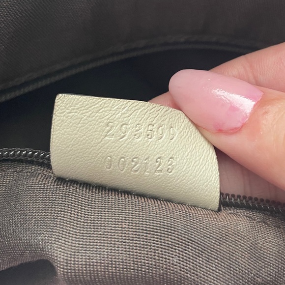 SOLD - Gucci Guccissima - Picture 7 of 10